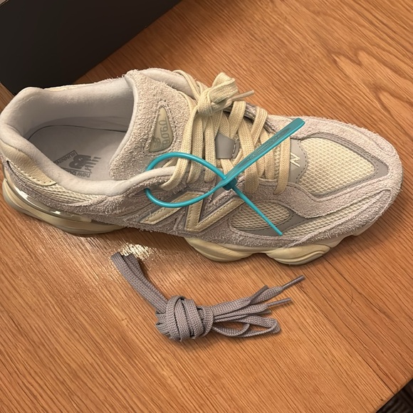 New Balance 9060 Quartz Grey - Picture 7 of 7